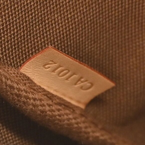 Louis Vuitton Monogram Pochette Accessoires Handbag - Picture 7 of 7